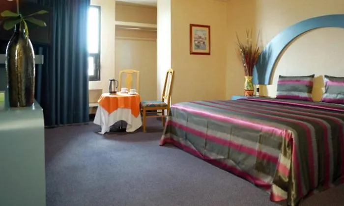 Hotel Pal